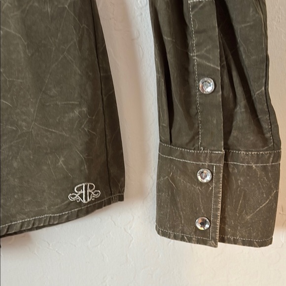 FINAL! Roar Rock n Roll Cowgirl Olive Green Embellished Snap Button Down Shirt - Picture 3 of 8